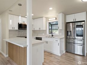3012 SW 102nd Street, Seattle WA 98146
