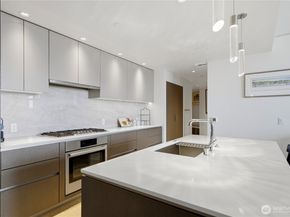 2510 6th Avenue 1010, Seattle WA 98121