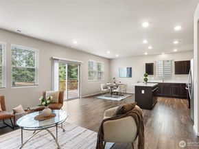 1177 SW Pendleton Way, Port Orchard WA 98367