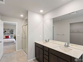 1177 SW Pendleton Way, Port Orchard WA 98367