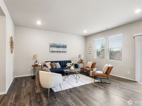 1177 SW Pendleton Way, Port Orchard WA 98367