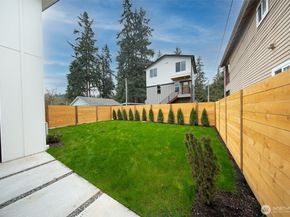 12531 25th Avenue NE C, Seattle WA 98125