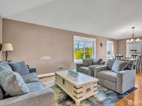 9124 44th Avenue W, Mukilteo WA 98275