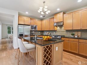 18200 NE 110th Street, Redmond WA 98052