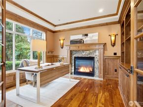 217 7th Avenue W, Kirkland WA 98033