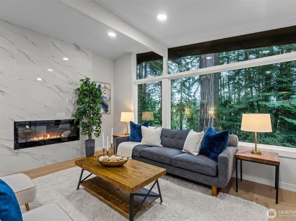 3901 151st Avenue SE, Bellevue WA 98006