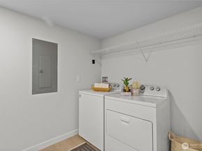 3901 151st Avenue SE, Bellevue WA 98006