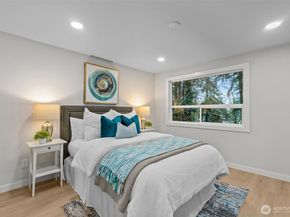 3901 151st Avenue SE, Bellevue WA 98006