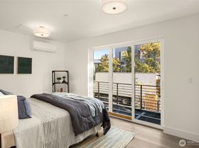 113 24th Avenue E A, Seattle WA 98112