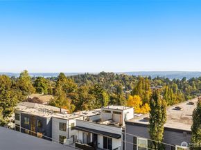 113 24th Avenue E A, Seattle WA 98112