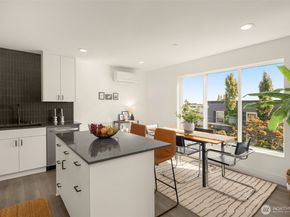 113 24th Avenue E A, Seattle WA 98112