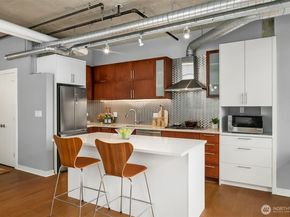 2720 3rd Avenue 405, Seattle WA 98121