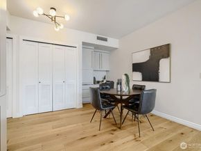 76 Cedar Street 1109, Seattle WA 98121