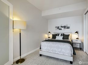 76 Cedar Street 1109, Seattle WA 98121
