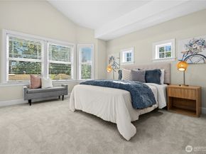 10806 SE 16th Street, Bellevue WA 98004