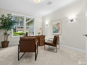 10806 SE 16th Street, Bellevue WA 98004