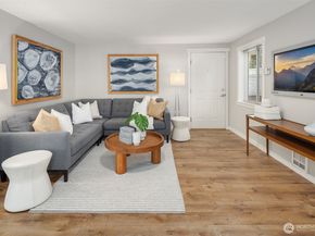 3046 128th Avenue SE 30, Bellevue WA 98005