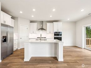 2055 NE Norseman Way, Poulsbo WA 98370