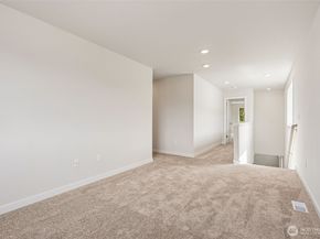 2055 NE Norseman Way, Poulsbo WA 98370