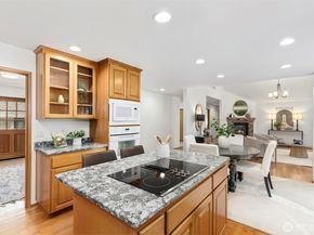 15375 Sunrise Drive NE, Bainbridge Island WA 98110