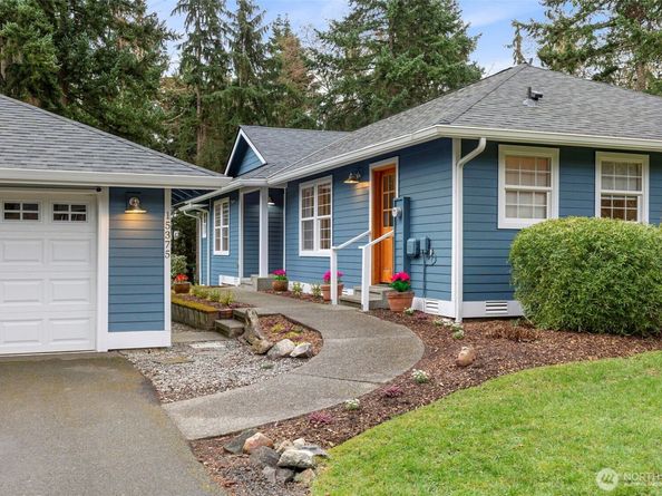 15375 Sunrise Drive NE, Bainbridge Island WA 98110