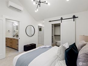 9513 132nd Avenue NE, Kirkland WA 98033