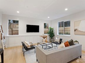 9513 132nd Avenue NE, Kirkland WA 98033