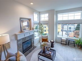 1820 Franklin Avenue E, Seattle WA 98102