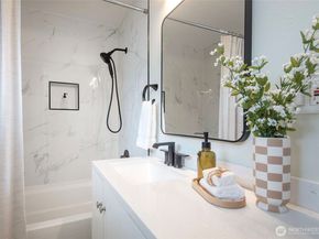 4201 NE 115th Street, Seattle WA 98125