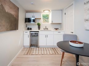 4201 NE 115th Street, Seattle WA 98125