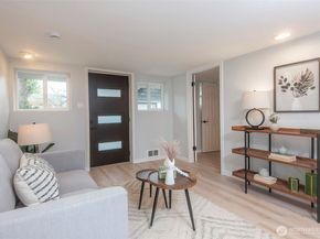 4201 NE 115th Street, Seattle WA 98125