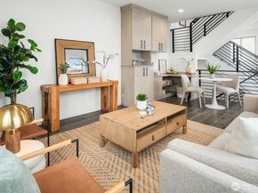 6716 Mary Avenue NW C, Seattle WA 98117