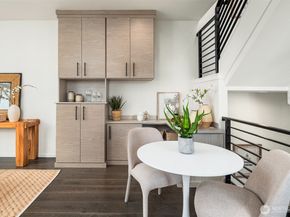 6716 Mary Avenue NW C, Seattle WA 98117