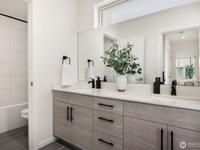 6716 Mary Avenue NW C, Seattle WA 98117