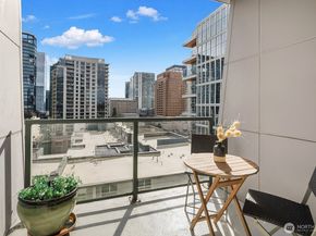 1100 106th Avenue NE 1002, Bellevue WA 98004