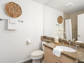 1100 106th Avenue NE 1002, Bellevue WA 98004