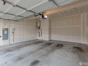 32205 49th Avenue S, Auburn WA 98001