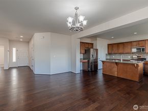 32205 49th Avenue S, Auburn WA 98001