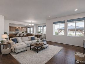 32205 49th Avenue S, Auburn WA 98001