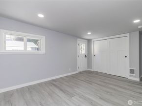 11244 10th Ave S, Seattle WA 98168