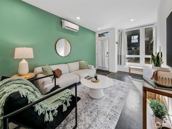 6726 Corson Avenue S F, Seattle WA 98108