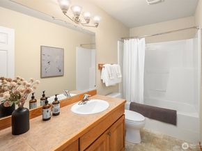 2802 144th Place SW, Lynnwood WA 98087