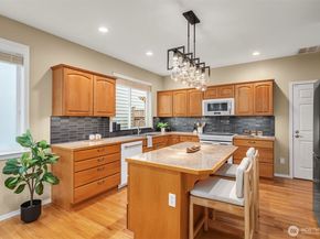 2802 144th Place SW, Lynnwood WA 98087