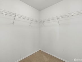 8823 Holly Drive 502, Everett WA 98208