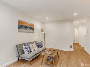 5000 NW Village Park Dr A105, Issaquah WA 98027