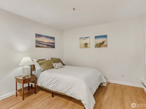 5000 NW Village Park Dr A105, Issaquah WA 98027