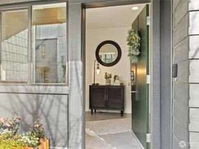 9614 NE 183rd Street D, Bothell WA 98011