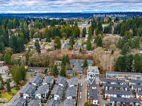 9614 NE 183rd Street D, Bothell WA 98011