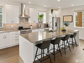 9614 NE 183rd Street D, Bothell WA 98011