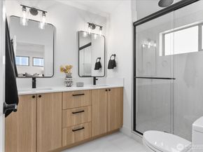 12044 Hiram Place NE C, Seattle WA 98125